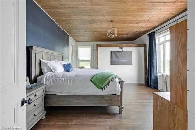 733 County Rd 2 Rd Rd, House detached with 5 bedrooms, 2 bathrooms and 54 parking in Otonabee South Monaghan ON | Image 16