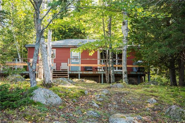 38 Islandview Lane, House detached with 3 bedrooms, 1 bathrooms and 2 parking in Chisholm ON | Image 12