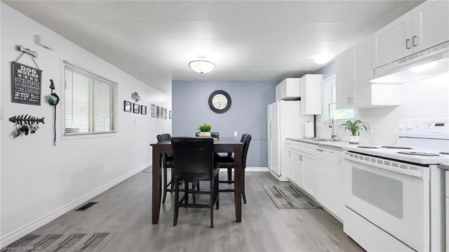 4 Ruth St, House detached with 2 bedrooms, 1 bathrooms and null parking in Ashfield Colborne Wawanosh ON | Image 40
