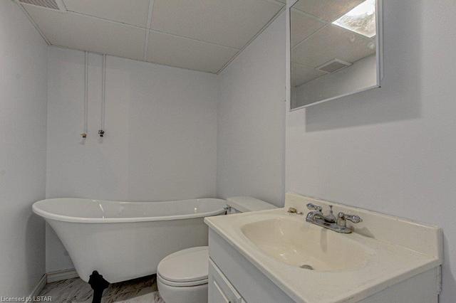 36810 Crediton Rd, House detached with 3 bedrooms, 2 bathrooms and 5 parking in South Huron ON | Image 16