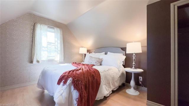 37 Albert St, House detached with 3 bedrooms, 1 bathrooms and null parking in Dungannon ON | Image 11