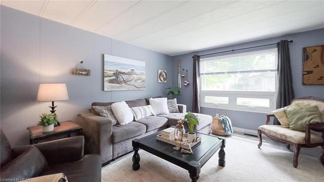 4 Ruth St, House detached with 2 bedrooms, 1 bathrooms and null parking in Ashfield Colborne Wawanosh ON | Image 44