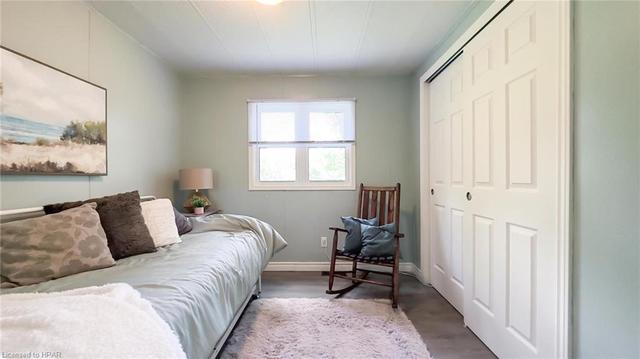 4 Ruth St, House detached with 2 bedrooms, 1 bathrooms and null parking in Ashfield Colborne Wawanosh ON | Image 16