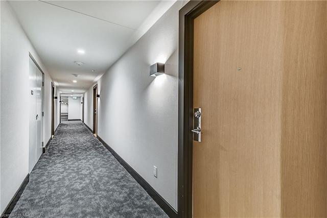 2520 Eglinton Ave W, House attached with 1 bedrooms, 1 bathrooms and 1 parking in Mississauga ON | Image 21