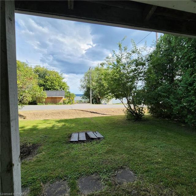 190 Paudash St, House detached with 1 bedrooms, 1 bathrooms and 2 parking in Hiawatha First Nation ON | Image 33