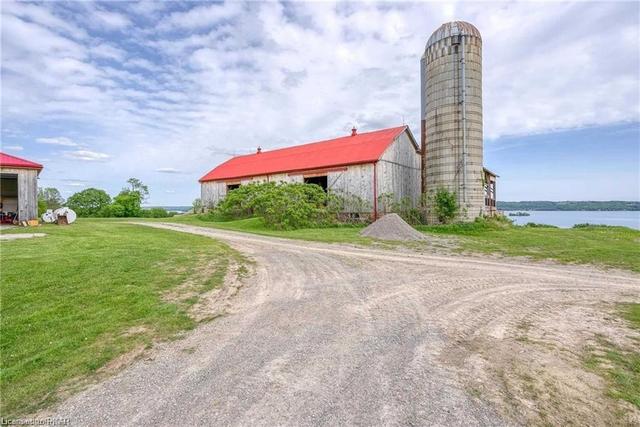 733 County Rd 2 Rd Rd, House detached with 5 bedrooms, 2 bathrooms and 54 parking in Otonabee South Monaghan ON | Image 28