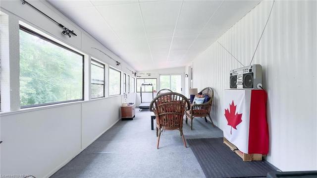 4 Ruth St, House detached with 2 bedrooms, 1 bathrooms and null parking in Ashfield Colborne Wawanosh ON | Image 8