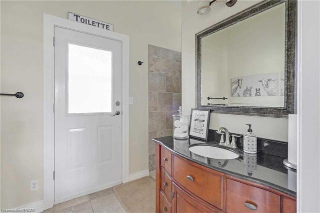 733 County Rd 2 Rd Rd, House detached with 5 bedrooms, 2 bathrooms and 54 parking in Otonabee South Monaghan ON | Image 15