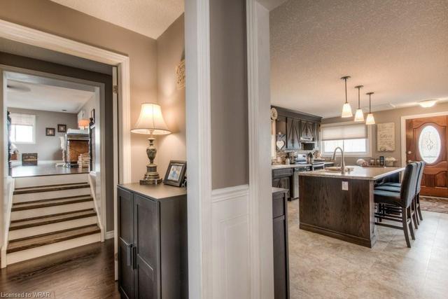 4119 - 4119 83 Line, House detached with 3 bedrooms, 2 bathrooms and 10 parking in Perth East ON | Image 9