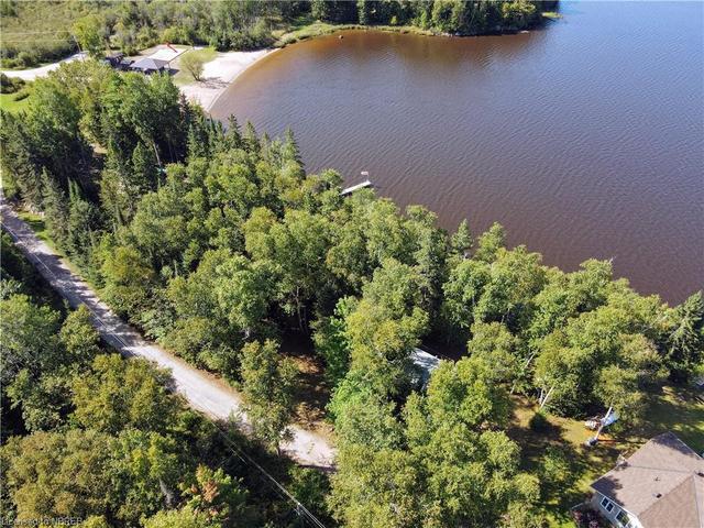 38 Islandview Lane, House detached with 3 bedrooms, 1 bathrooms and 2 parking in Chisholm ON | Image 13