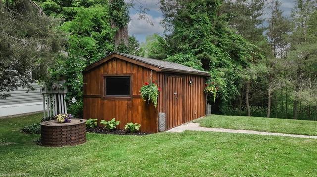 4 Ruth St, House detached with 2 bedrooms, 1 bathrooms and null parking in Ashfield Colborne Wawanosh ON | Image 31