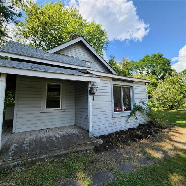 190 Paudash St, House detached with 1 bedrooms, 1 bathrooms and 2 parking in Hiawatha First Nation ON | Image 6