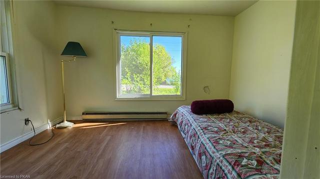 190 Paudash St, House detached with 1 bedrooms, 1 bathrooms and 2 parking in Hiawatha First Nation ON | Image 20