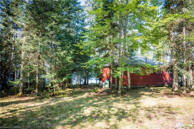 38 Islandview Lane, House detached with 3 bedrooms, 1 bathrooms and 2 parking in Chisholm ON | Image 33
