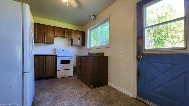 190 Paudash St, House detached with 1 bedrooms, 1 bathrooms and 2 parking in Hiawatha First Nation ON | Image 13