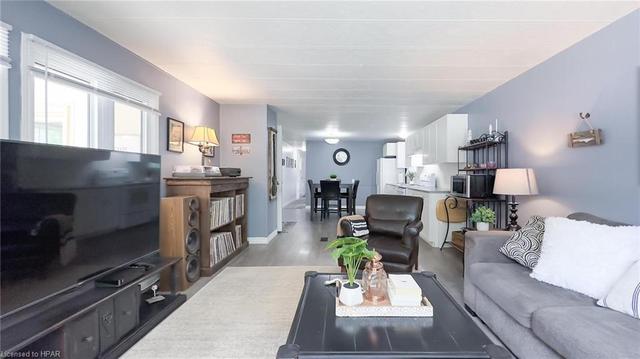 4 Ruth St, House detached with 2 bedrooms, 1 bathrooms and null parking in Ashfield Colborne Wawanosh ON | Image 4