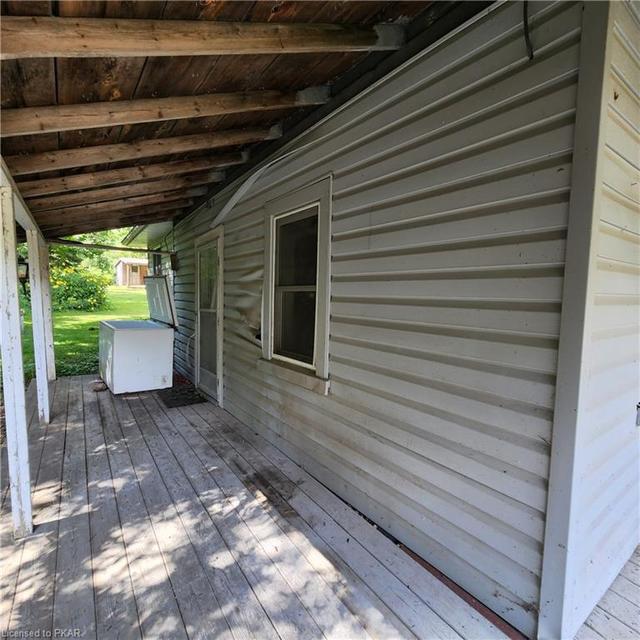 190 Paudash St, House detached with 1 bedrooms, 1 bathrooms and 2 parking in Hiawatha First Nation ON | Image 12