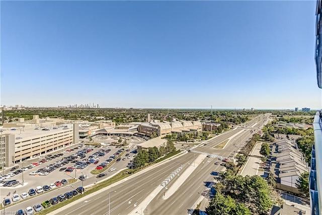 2520 Eglinton Ave W, House attached with 1 bedrooms, 1 bathrooms and 1 parking in Mississauga ON | Image 6