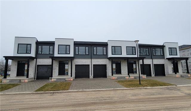 15 - 101 Swales Ave, House attached with 3 bedrooms, 2 bathrooms and 2 parking in Strathroy Caradoc ON | Image 12