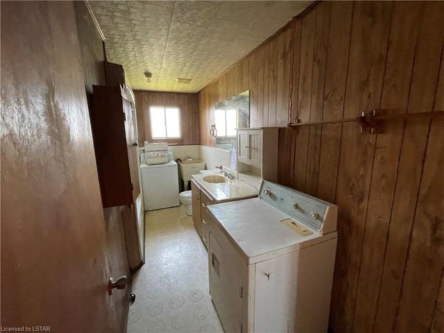 6327 & 6333 8 Line, House detached with 2 bedrooms, 1 bathrooms and null parking in Chatham Kent ON | Image 13