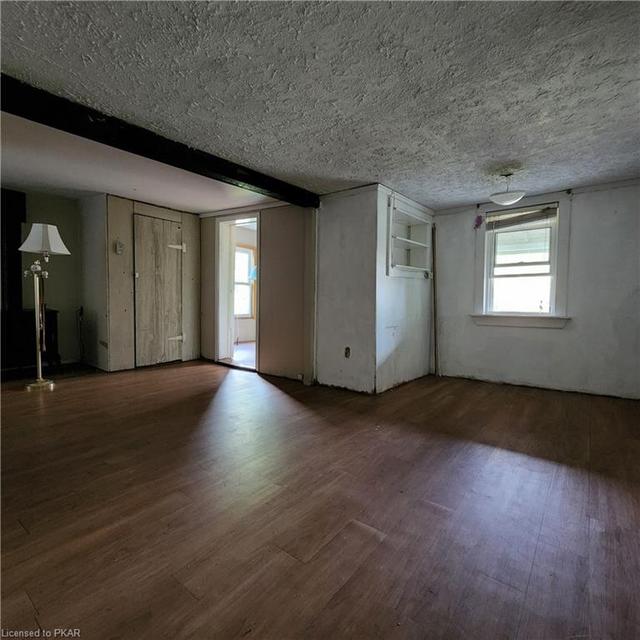 190 Paudash St, House detached with 1 bedrooms, 1 bathrooms and 2 parking in Hiawatha First Nation ON | Image 26