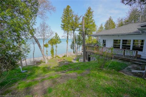 82137 Lake Bank Rd, Ashfield Colborne Wawanosh, ON, N7A3Y2 | Card Image