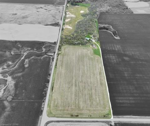 2174 Dobbyn Rd, Dawn Euphemia, ON, N0N1A0 | Card Image