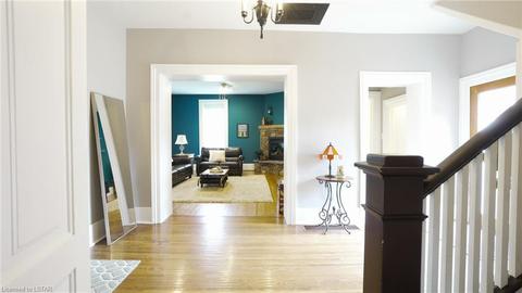 137 King St S, Highgate, ON, N0P1T0 | Card Image